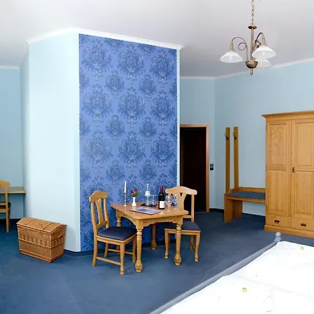 Hotel Hotel&restaurant Haus Am Locknitz