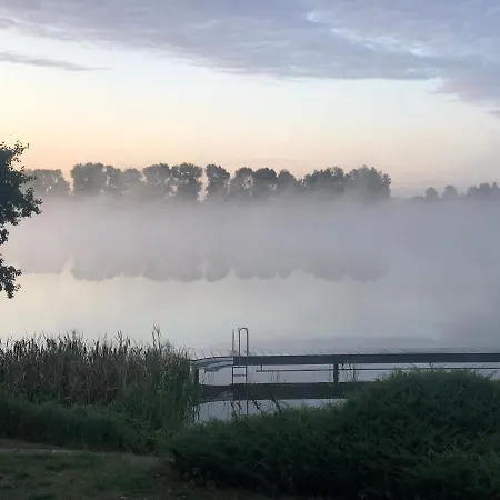 & Restaurant Haus Am