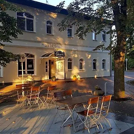 & Restaurant Haus Am * Locknitz