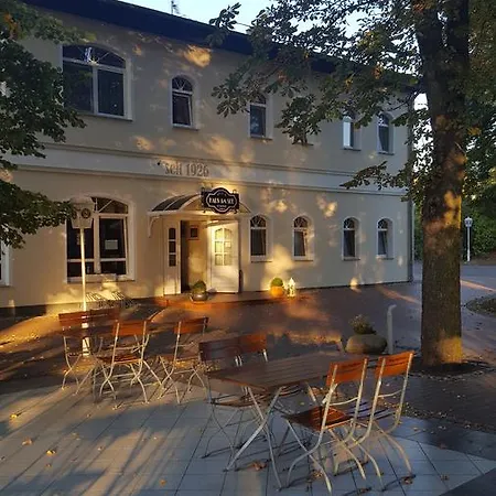 & Restaurant Haus Am * Locknitz