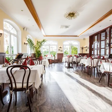 Hotel&restaurant Haus Am * Locknitz